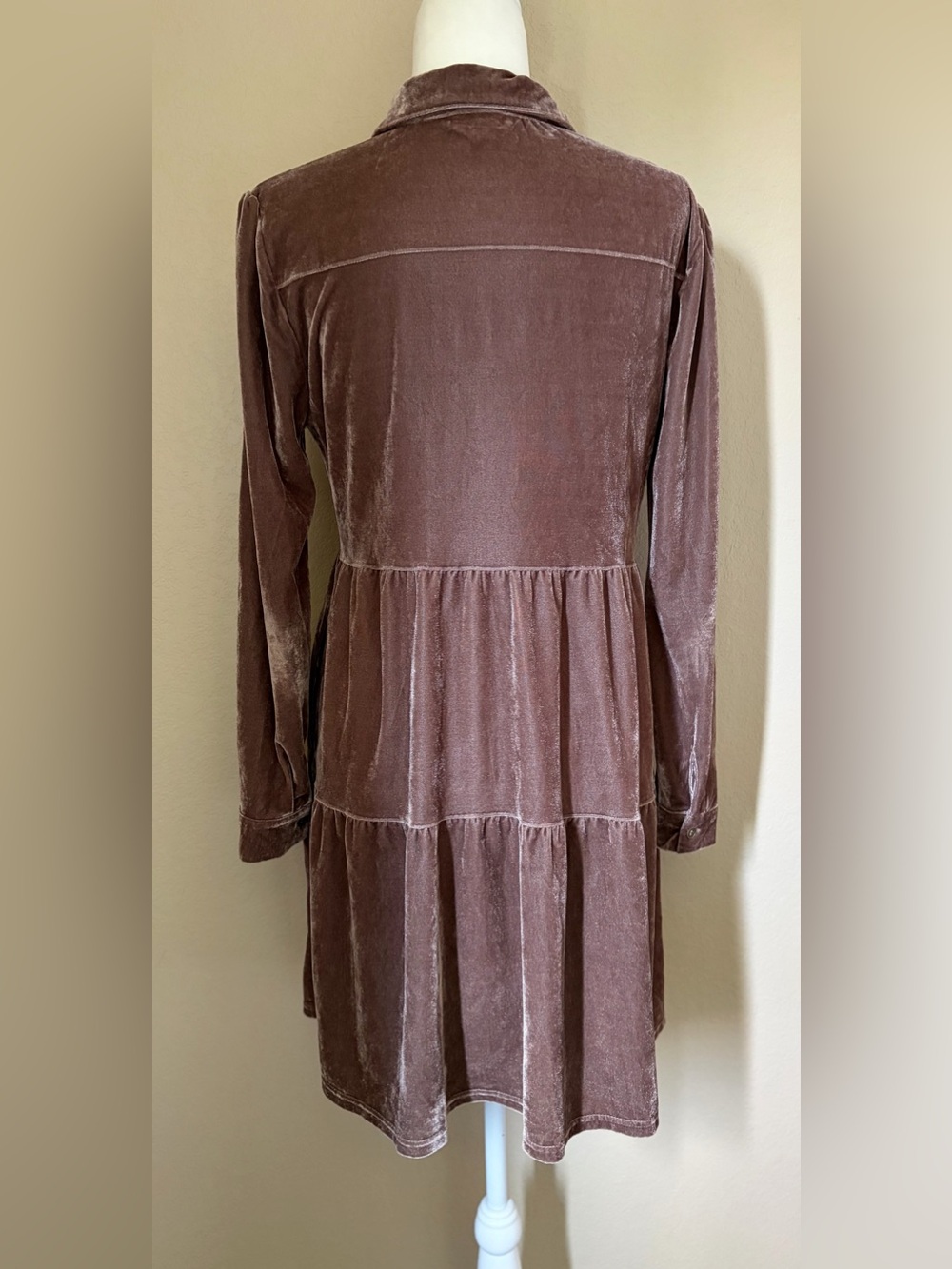 Umgee Mauve Velvet Tiered Shirt Dress Button Front Long Sleeve Size S - Picture 8 of 10